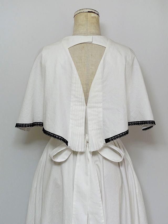 【１着でも送料無料】 lily cape dress ※6月下旬～7月中旬お届け - はるかきみへネット ワンピース