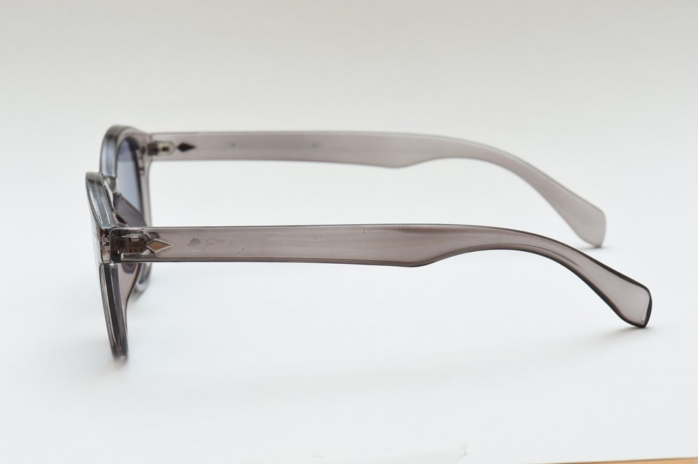 最高級 「【ケース付】No.356 Madison gray」GRAY / ELEBROU eyewear サングラス -  www.sustentec.com.br