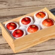 りんご　ウールボックス　355x170x255 特製木箱入りサンふじ - 【りんご通販小沢田果樹園】青梅、完熟梅