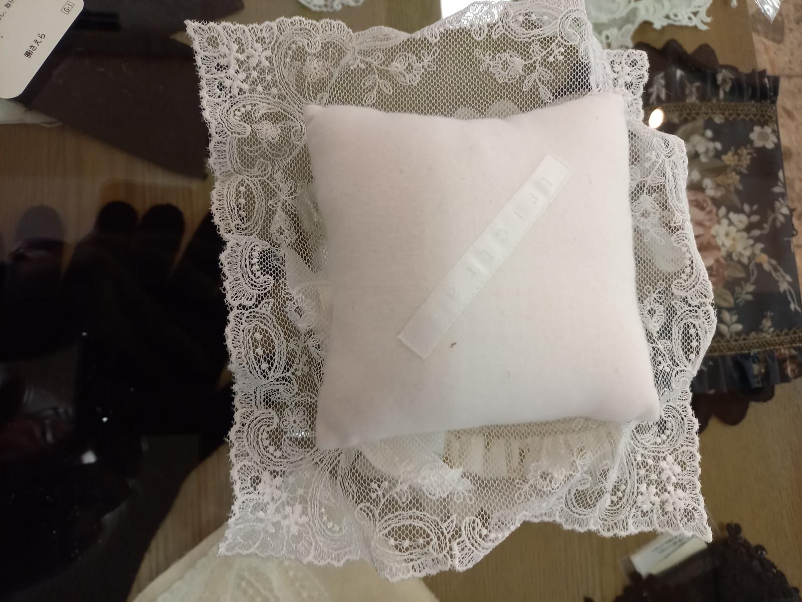 さえら　ミニクッション さえら：トリックトラック ミニクッション（ピンクッション