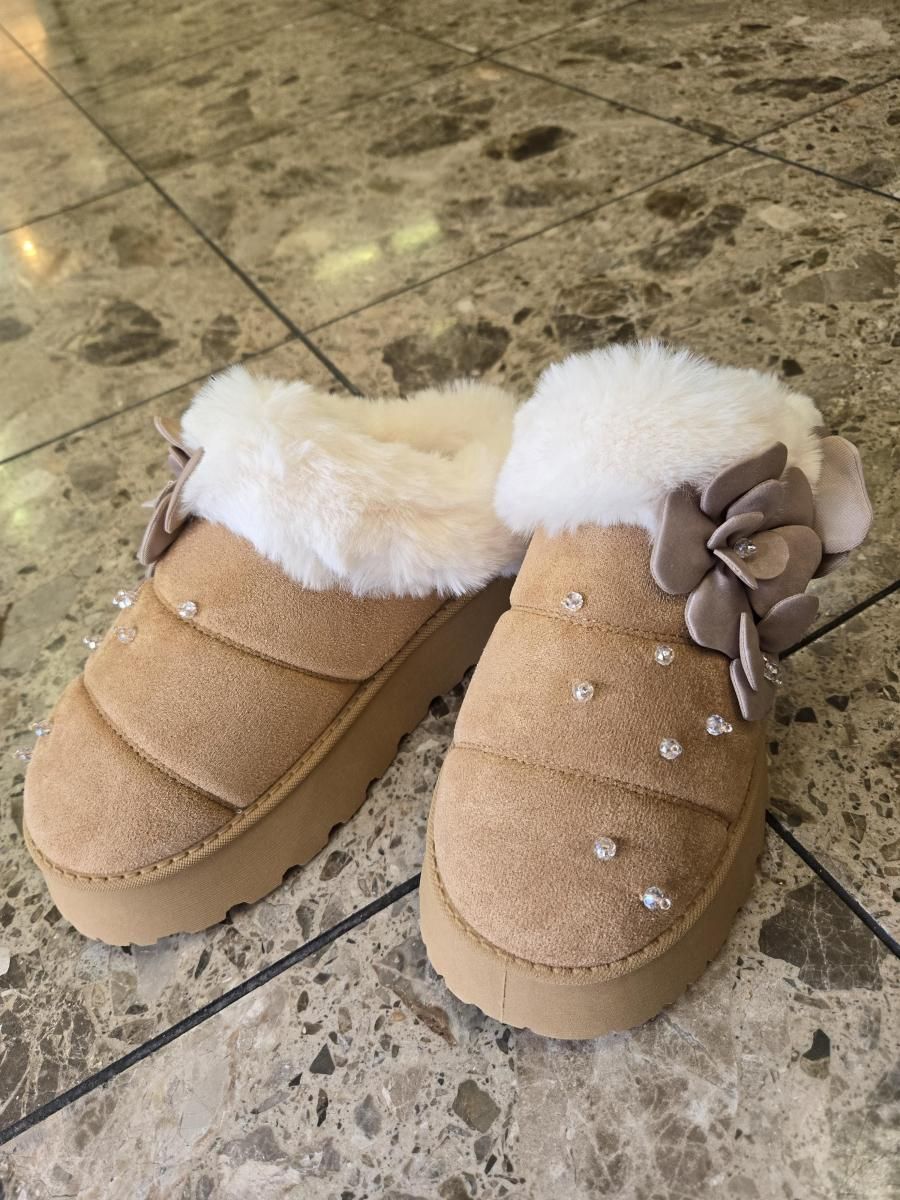 アミティエ さえらベージュ夏用ブーツ新品 24.0 アミティエ さえら