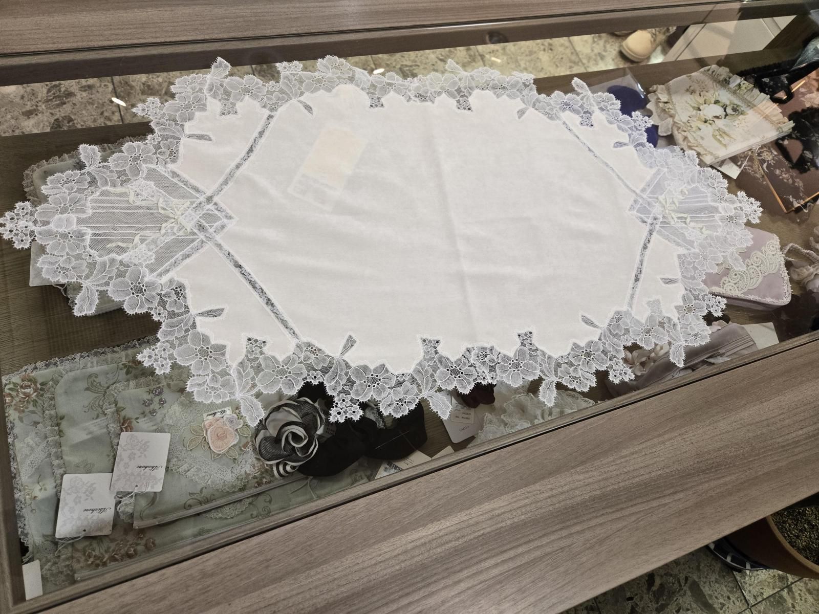 さえら・ヒスクローネ - さえら＆ベルパーチショップ Humpty Dumpty