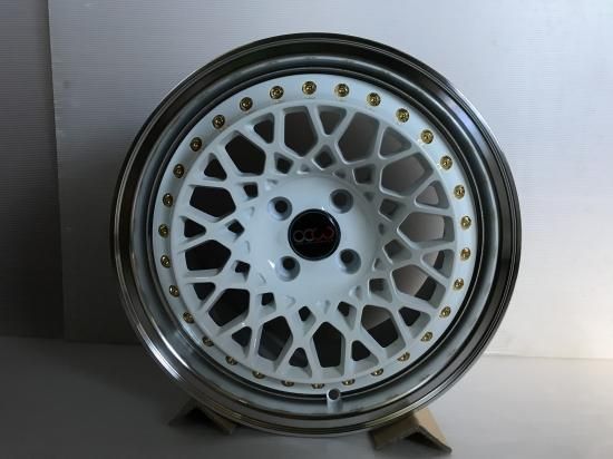 新品】15インチ8.25J飛び出しホワイトディスクスタンス系 OCW