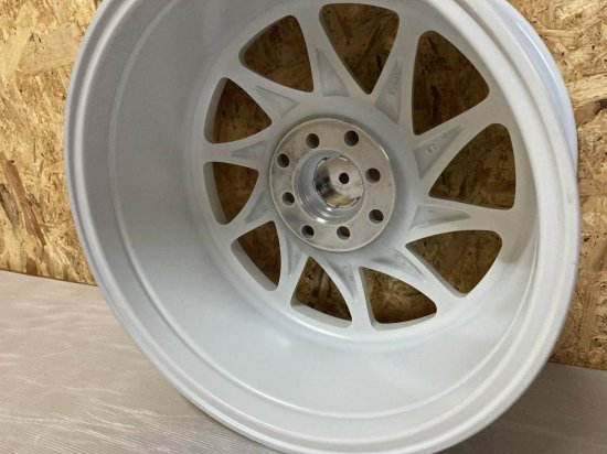 新品】業販ok☆1セット限定☆16インチ深リム8J白ホワイト☆PCD100/114.3USDM - BIG RIMS CANDY SHOP