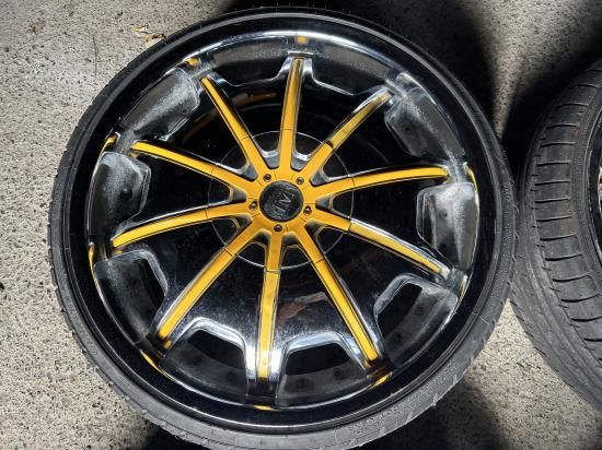 中古】20インチstatus7.5J＋45☆4穴PCD100/108☆メッキ215/30R20