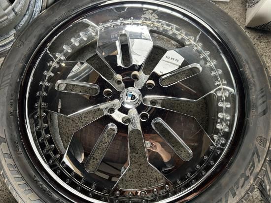 【中古】26インチASANTI鍛造3PC10Jハマー用8穴165.1タイヤ付 中古】26インチASANTI鍛造3PC10Jハマー用8穴165.1☆315