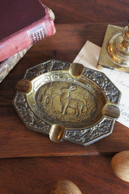 アンティーク 真鍮トレー（灰皿） - アンティークの雑貨・家具を販売するお店 : antique arles（アンティーク アルル）