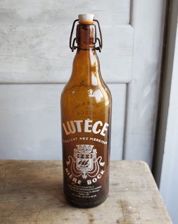 ビンテージ　Lutèce ビール瓶02