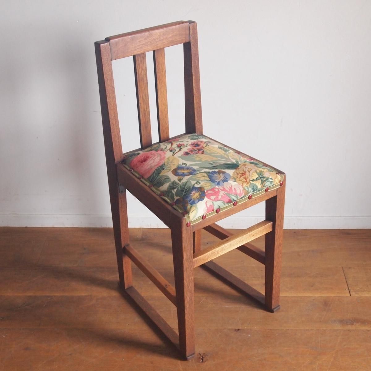 【送料込み】レトロ椅子　kubu 37855371.JPG?20111213183117