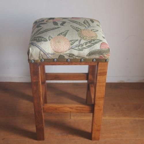 ġ/William Morris/fruit