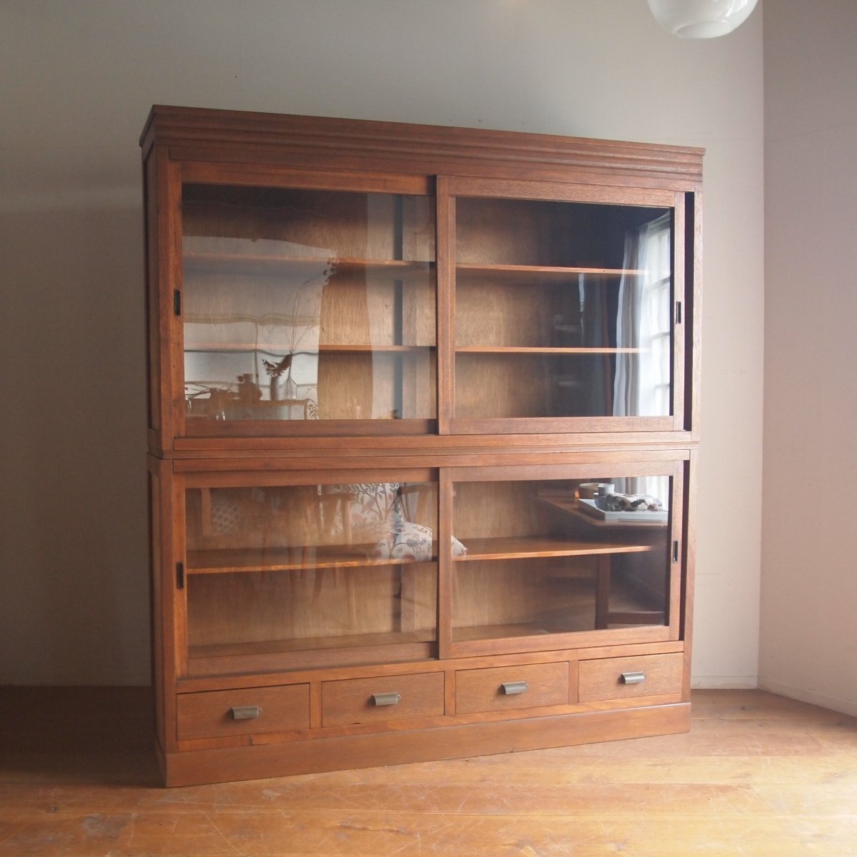 古家具の棚 ディスプレイ什器、オープンシェルフ、食器棚アンティーク