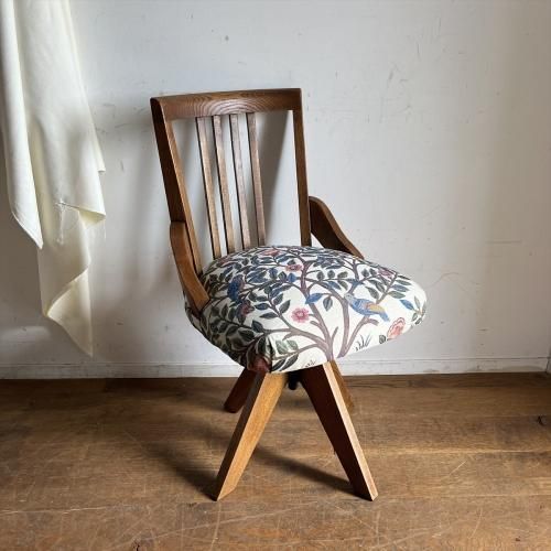 ž/ʥ/ꥢࡦꥹ/kelmscott tree