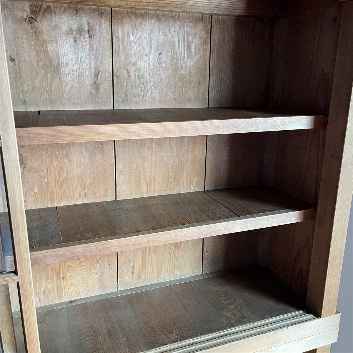 ゆらゆら硝子の杉の水屋 - 古家具・古道具 アンティーク家具 kubu（クブ）