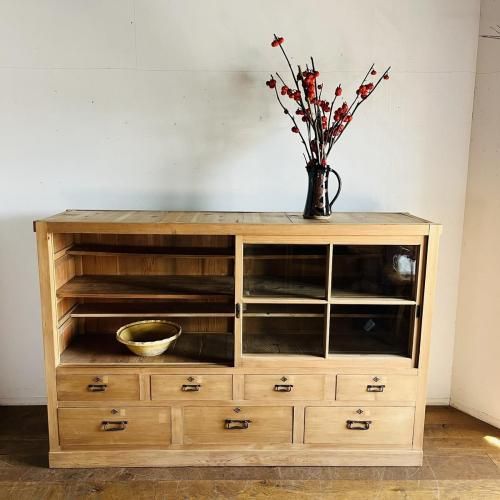 <img class='new_mark_img1' src='https://img.shop-pro.jp/img/new/icons14.gif' style='border:none;display:inline;margin:0px;padding:0px;width:auto;' />スギの水屋