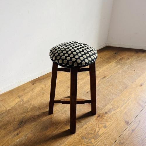 <img class='new_mark_img1' src='https://img.shop-pro.jp/img/new/icons14.gif' style='border:none;display:inline;margin:0px;padding:0px;width:auto;' />丸スツール