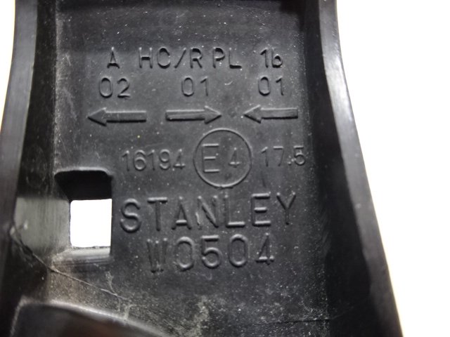 ミラージュ A03A/A05A 右ヘッドライト/ランプ ハロゲン レベライザー STANLEY W0504 三菱(91264)