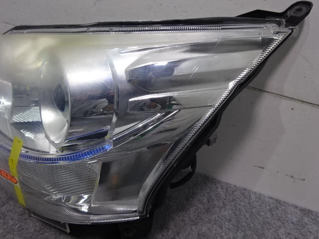 ムーヴカスタム LA100S/LA110S 左ヘッドライト/ランプ キセノン