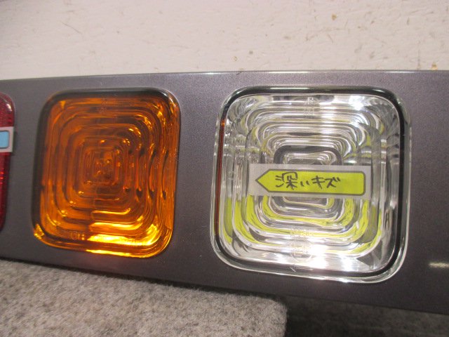 キューブ Z11/BNZ11/BZ11/YZ11 左テールランプ/ライト/レンズ ICHIKOH 4965 日産(98518)