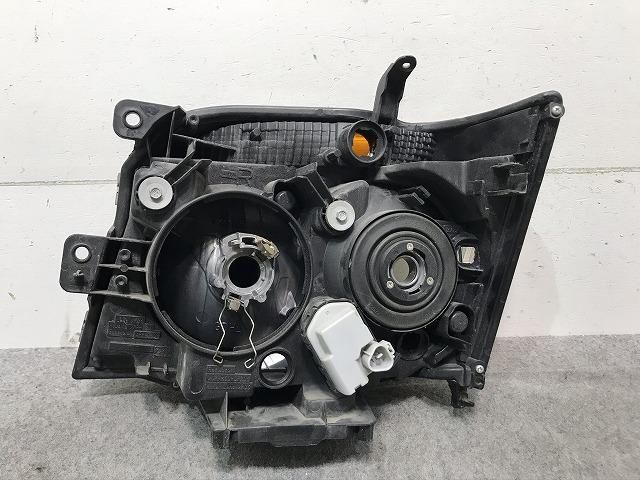 ダイビング 51747306421 - Genuine BMW Air Duct | Turner Motorsport