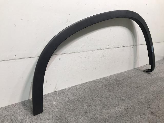 【新品】新品! ティグアン 5N系 2008年~2017年 右リアフェンダーアーチモール/オーバーフェンダー 5N0.854.820 フォルクスワーゲン(104026)