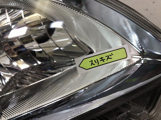 プリウス ZVW30 純正 前期 右ヘッドライト/ランプ ハロゲン レベライザー KOITO 47-29 81130-47371 トヨタ(104856)