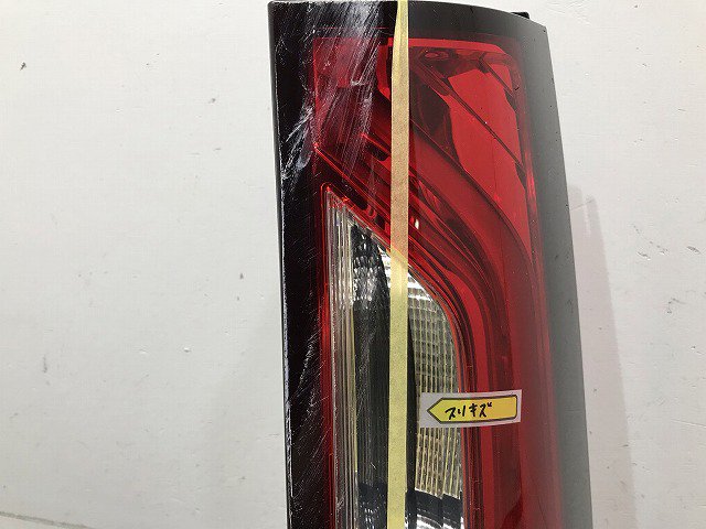 ステップワゴン スパーダ RP3/RP4 純正 前期 右テールランプ/ライト/レンズ STANLEY W1890 ホンダ(107559)