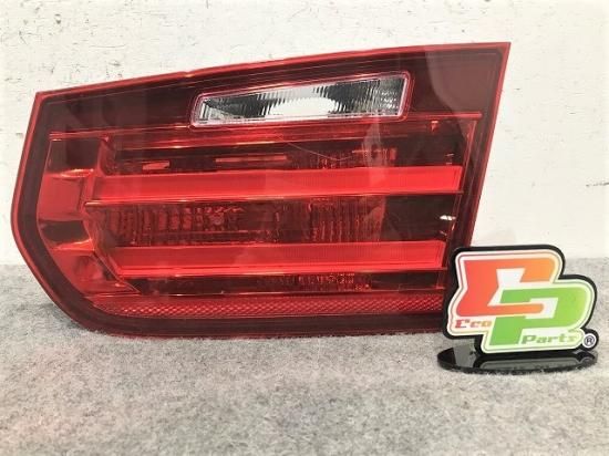 3シリーズ F30/F31 純正 右テールランプ/ライト/レンズ 1090106