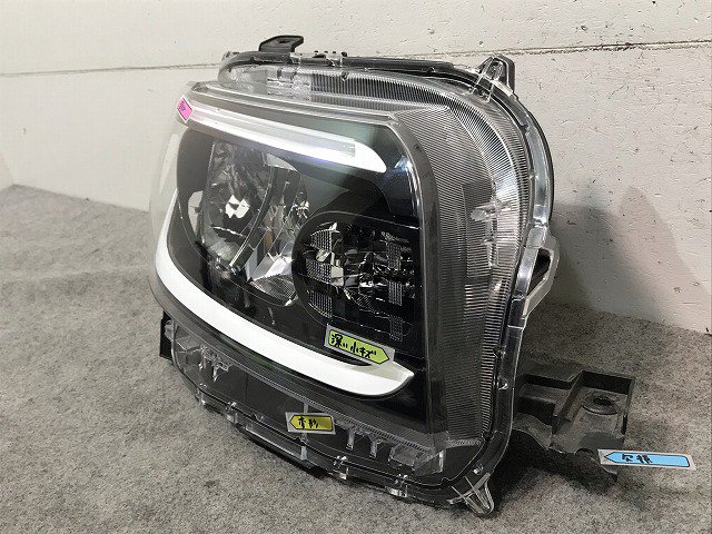 【新品】新品! タント LA650S/LA660S 純正 右ヘッドライト/ランプ レベライザー LED KOITO 100-69074  ダイハツ(110885)