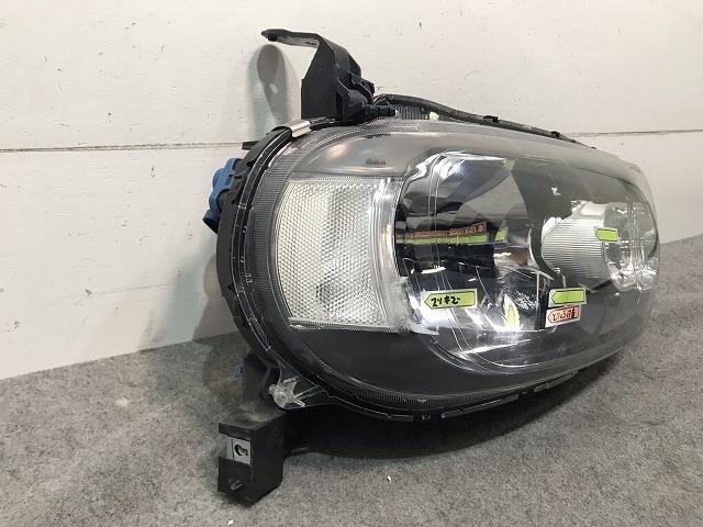 日産 キューブ Z12 左右 ヘッドライト ハロゲン STANLEY P8190 キューブ Z12/NZ12 左ヘッドライト/ランプ ハロゲン STANLEY