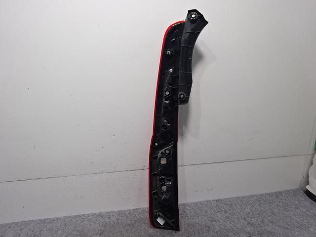 ひ*き様 新品未使用未装着ダイハツ純正LA100S/110Sムーヴ後期用フォグラ imgrc0077478254.jpg