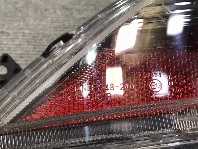 ハリアー ハイブリッド/80/AXUH80/AXUH85/MXUA80/MXUA85 純正 左ウィンカー LED ターンシグナルランプ バックランプ  STANLEY48-240(118688)