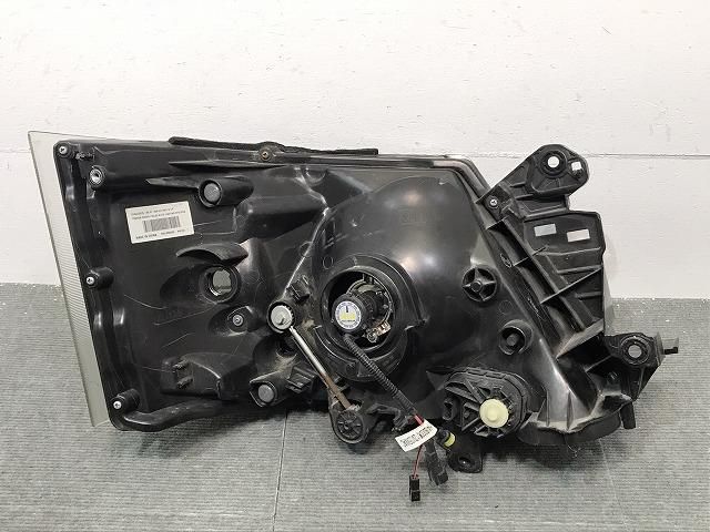 日産 キャラバン E26 後期 LED右ヘッドライト ICHIKOH 1948 キャラバン NV350 E26 純正 後期 左 ヘッドライト/ランプ LED