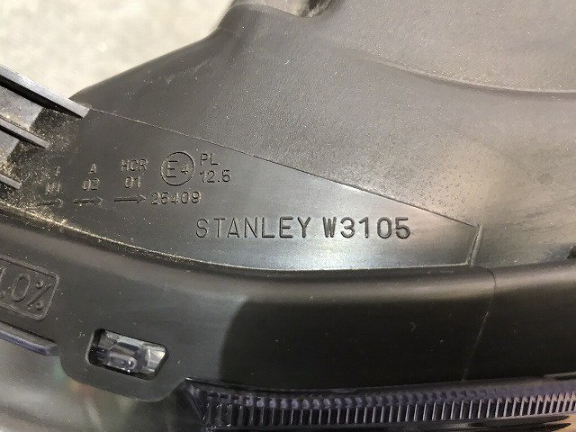 N-BOX NBOX Nボックス/JF3/JF4 純正 左ヘッドライト/ランプ ハロゲン レベライザー 刻印N STANLEY W3105  33150-TTA-N01 ホンダ (120087)