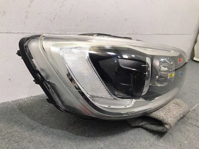 28-1587☆LED UB ボルボ XC60☆左ヘッドライト 32133550 ASSY 純正