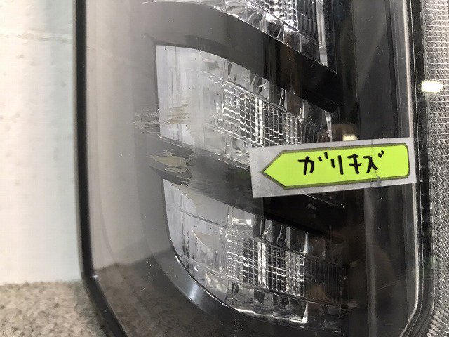 N-BOX NBOX Nボックス/カスタム/JF3/JF4 純正 左テールランプ/ライト/レンズ LED 刻印D ICHIKOH D186/33550- TTA-J114-M1 ホンダ (122049)