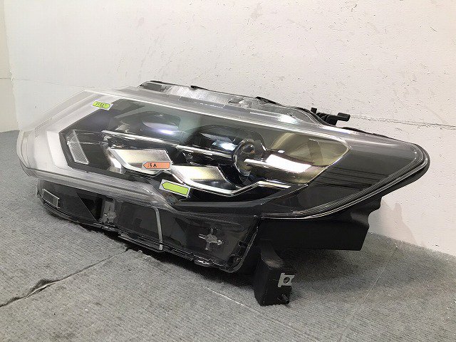 Ｘ－ＴＲＡＩＬ／エクストレイル／Ｔ３２／ＮＴ／ＨＴ／ＨＮＴ 純正 後期 左ヘッドライト ＬＥＤ １００－２３７４６（１２２４２９）