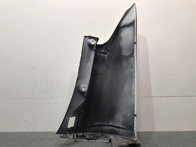 ヴェルファイア30後期リア、コーナーカバー ヴェルファイア30後期リア、コーナーカバー