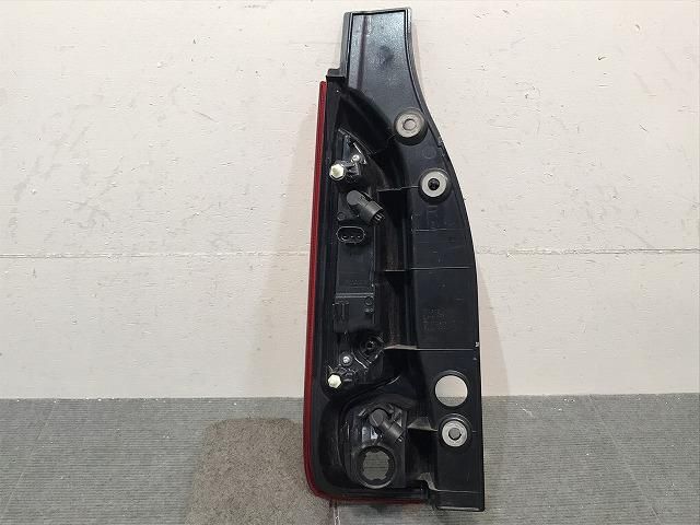 スズキ　スペーシア　MK32S 右テールランプ　新品未使用品 2025年最新】Yahoo!オークション -mk32s テールランプの中古品・新品