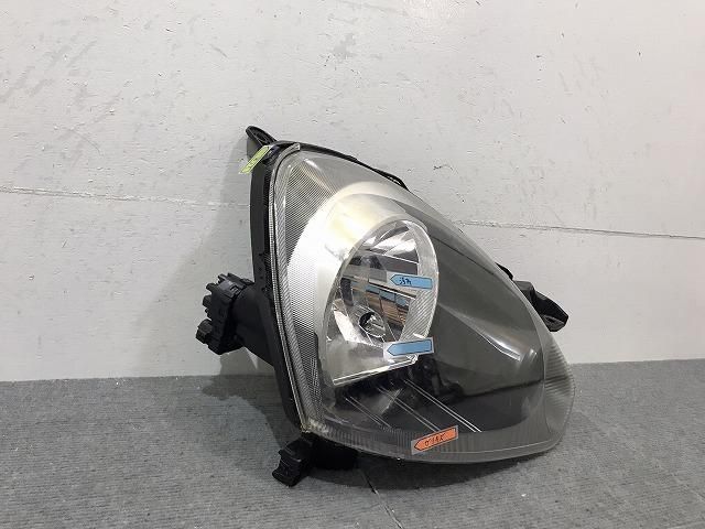 A トヨタ ピクシス LA300 左右ヘッドライト KOITO100-51090 【公式通販】