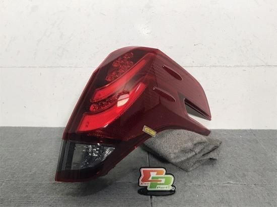 アルファード/S 30系/AGH30W/AGH35W/GGH30W/GGH35W 純正 前期 右 アルファード/S 30系/AGH30W/AGH35W/GGH30W/GGH35W 純正 前期 右
