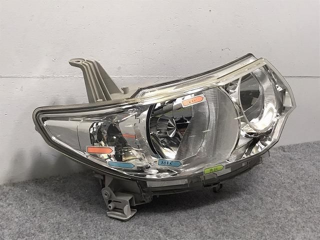 タント カスタム L375S/L385S 純正 右 ヘッドライト/ランプ