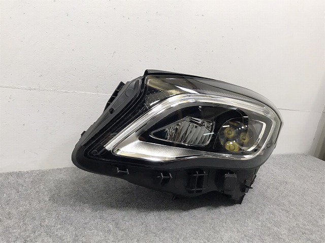 新品!GLAクラス X156 W156/2017-2019 純正 左 ヘッドライト LED