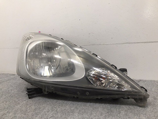 フィット/RS GE6/GE7/GE8/GE9 純正 前期 右 ヘッドライト/ランプ キセノン HID レベライザー AFS無 STANLEY  P6869 ホンダ(128222)