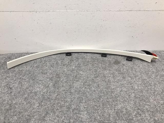 フェアレディZ34ニスモフェンダーアーチモール 新品!フェアレディZ Z34/ニスモ/NISMO 2014-2020 純正 右