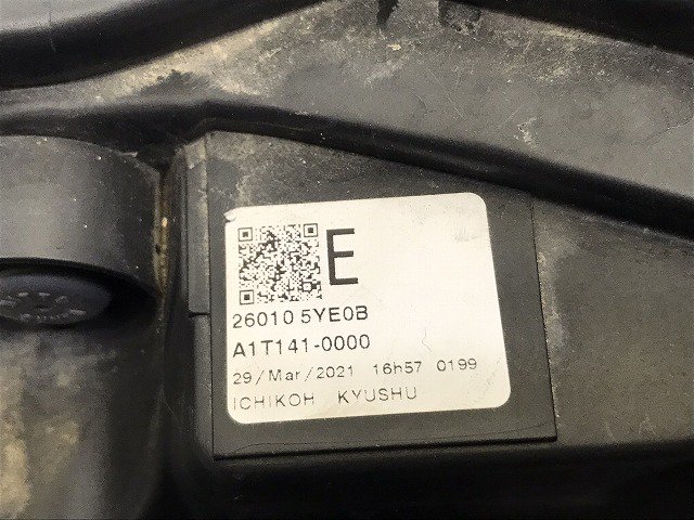 キャラバン NV350/標準/ワイド/ライダー/GX E26 純正 後期 右 ヘッドライト LED レベライザー コントロールユニット付 刻印E  1948/26010 5YE0B(128975)
