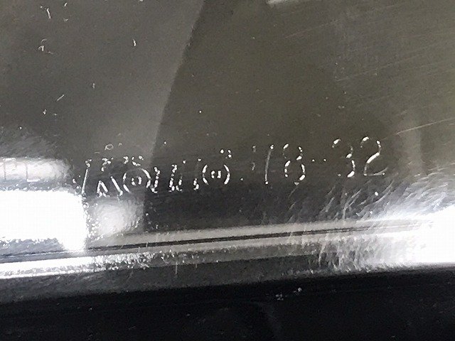 NX AGZ10/AGZ15/AYZ10/AYZ15 純正 後期 左 ヘッドライト/ランプ 3眼 LED 刻印V7 KOITO 78-32  81185-78230 レクサス(129103)