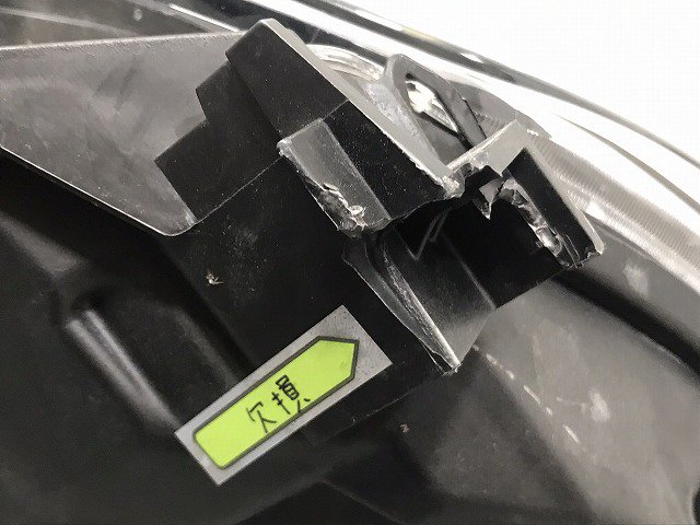 【即決有】 トヨタ C-HR NGX50 ZYX10 前期 純正 左 ヘッドライト LED KOITO 10-101 (n078200)