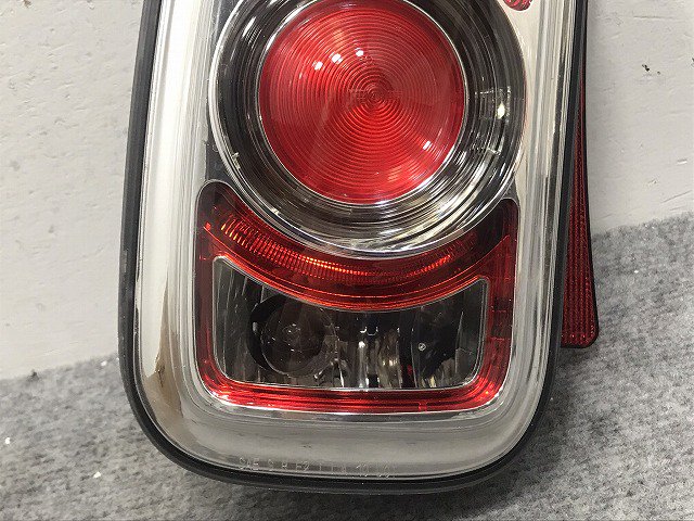 ミニ/クラブマン R55 純正 後期 左 テールランプ/ライト/レンズ LED