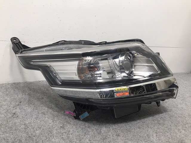 N-WGN/NWGN/N-ワゴン/カスタム JH1/JH2 純正 右 ヘッドライト/ランプ キセノン HID レベライザー 刻印S KOITO  100-62161 ホンダ(129994)