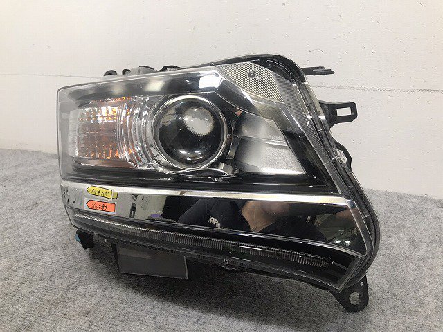 N-WGN/NWGN/N-ワゴン/カスタム JH1/JH2 純正 右 ヘッドライト/ランプ キセノン HID レベライザー 刻印S KOITO  100-62161 ホンダ(129994)